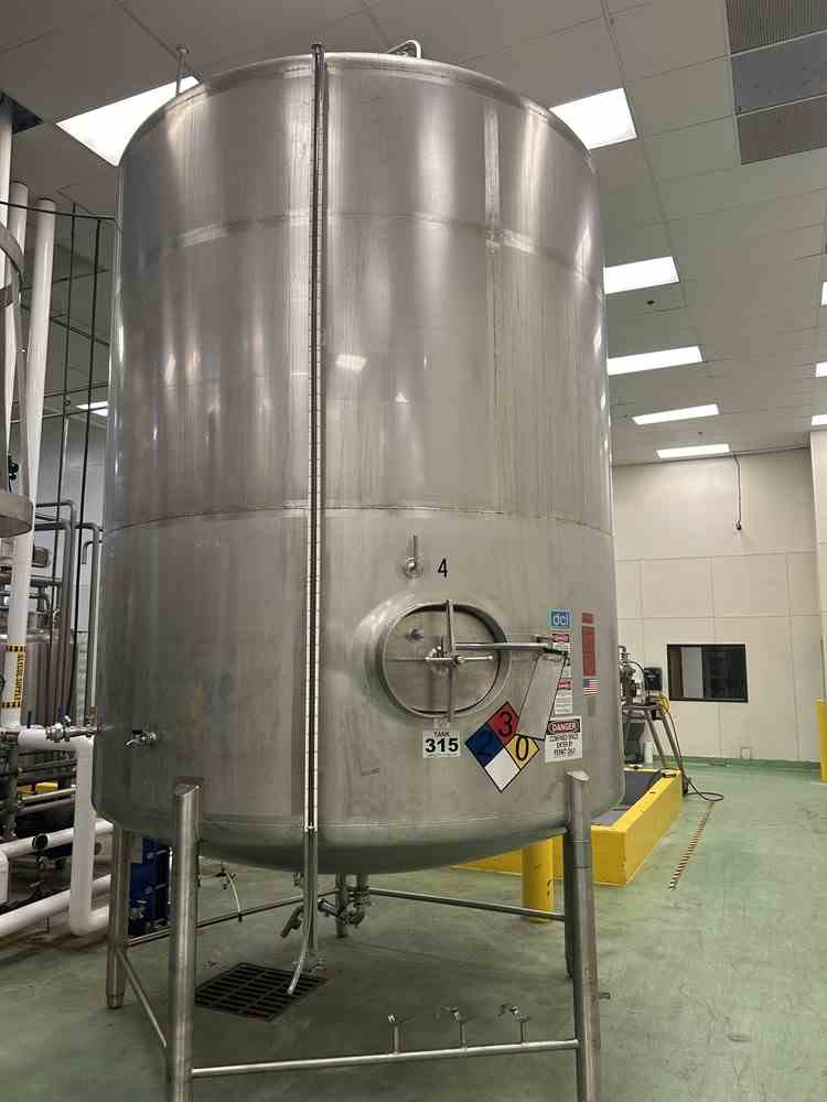 5000 Gal DCI Stainless Steel Tank