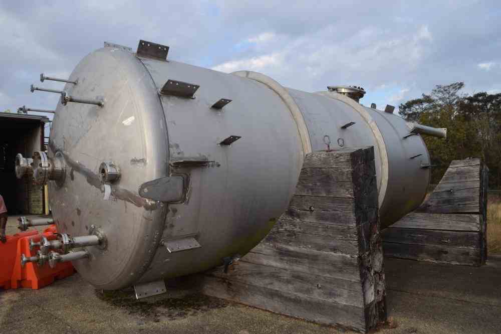 14000 Gal James Machine Works SS Pressure Vessel