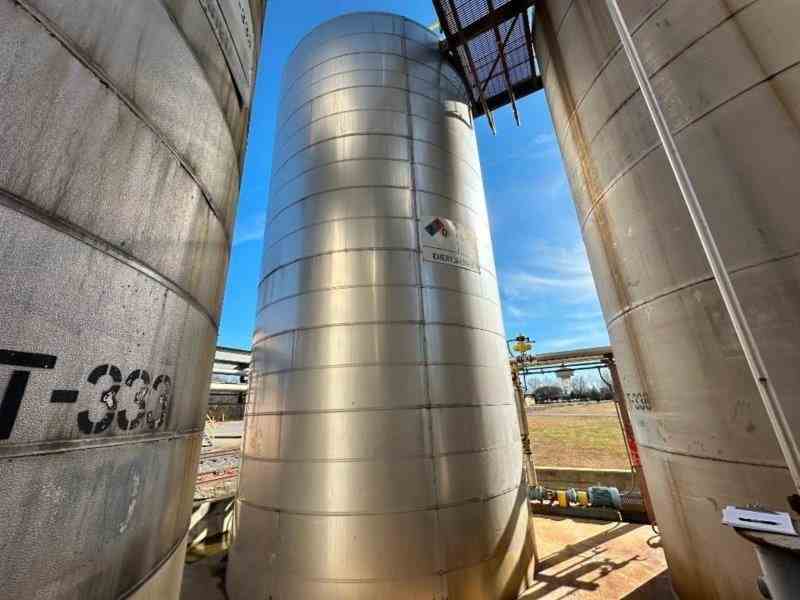 Industrial Air Stainless 304 Steel Tank - 20000 Gallon