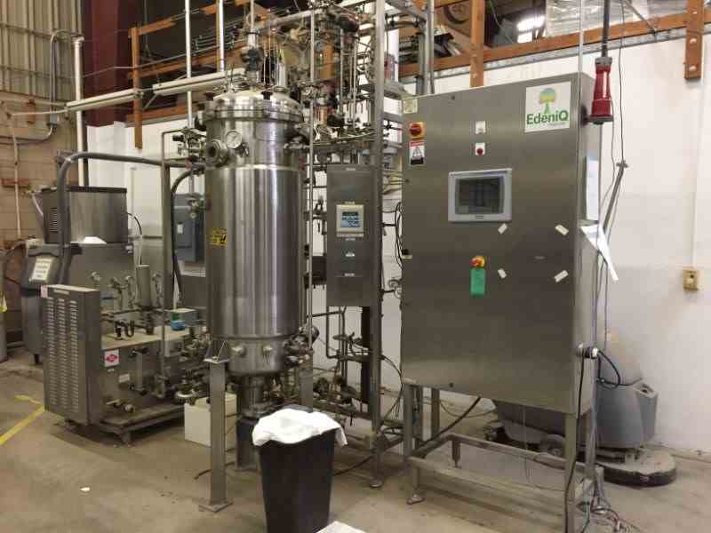 300 Liters New Brunswick Scientific Fermenter / Bioreactor