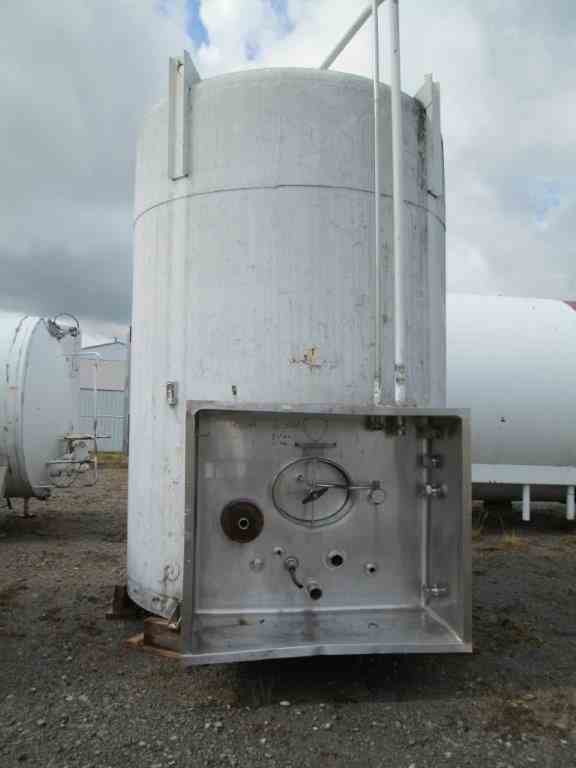 4000-gal-apv-crepaco-stainless-steel-silo