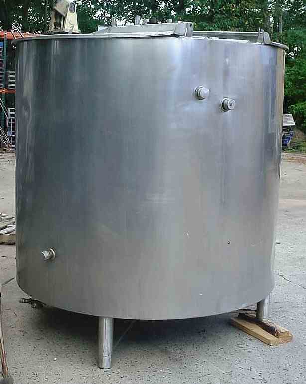 850 Gal  Stainless Steel Tank